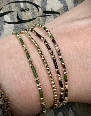 American Flyway Waterfowl Jewelry 4 Stack / 6.50 14K Gold Filled and Camo Color Seed Bead Stretch Bracelets