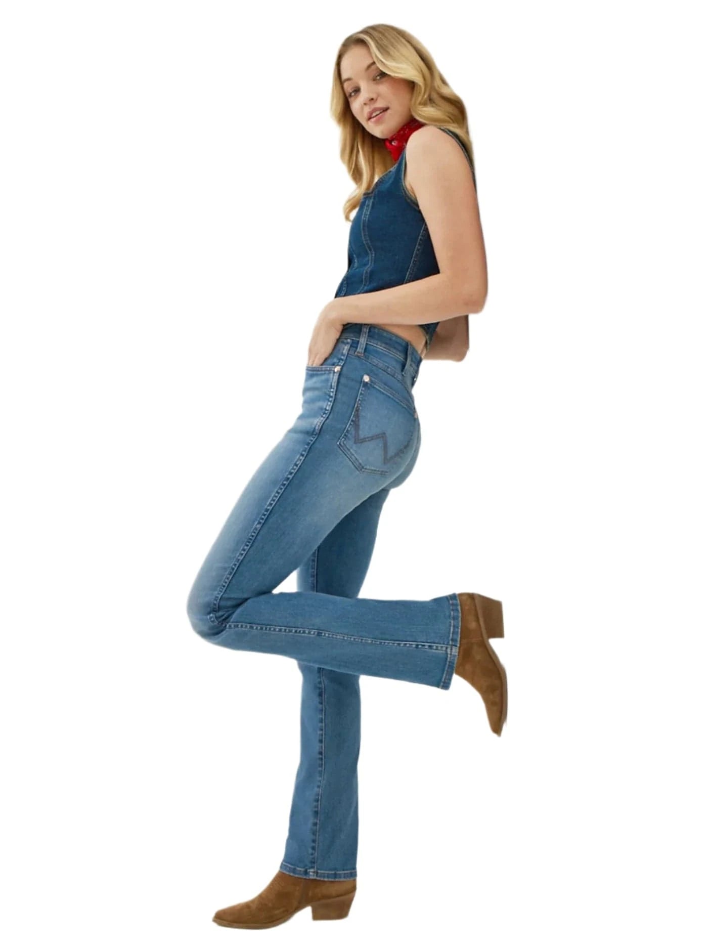 WRANGLER JEANS Jeans Wrangler x Lainey Wilson Women's Blue Wash Boot Huggers Jeans 112368251